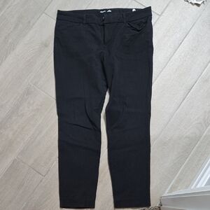 Old Navy Black Capris